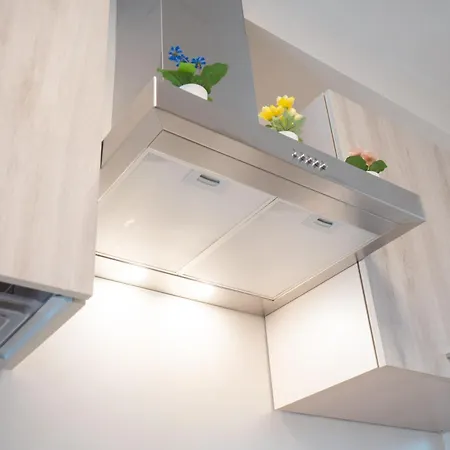 Nirvana's 2 Near Venice Апартаменты *