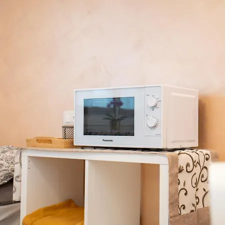 Nirvana's 2 Near Venice ノアーレ
