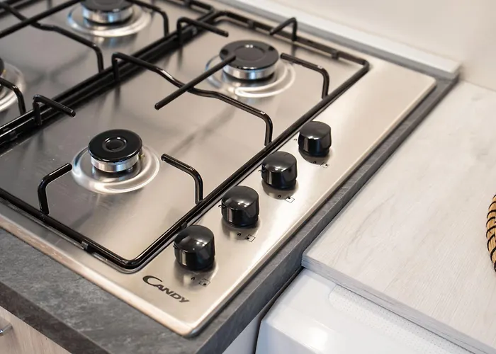 Nirvana's 2 Near Venice *