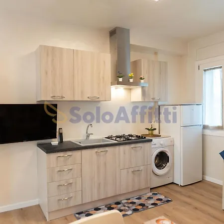 Nirvana's 2 Near Venice Διαμέρισμα