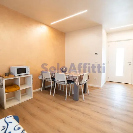 Nirvana's 2 Near Venice Διαμέρισμα