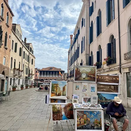 Διαμέρισμα Nirvana's 2 Near Venice *