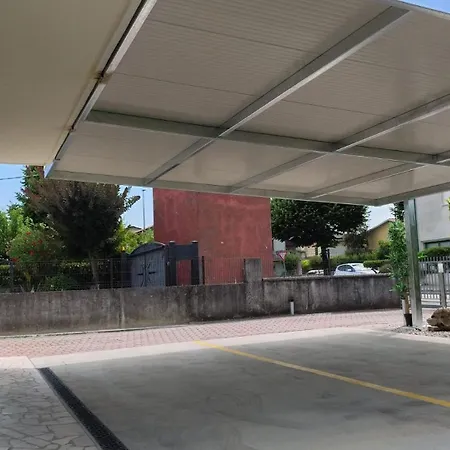 Nirvana's 2 Near Venice Διαμέρισμα