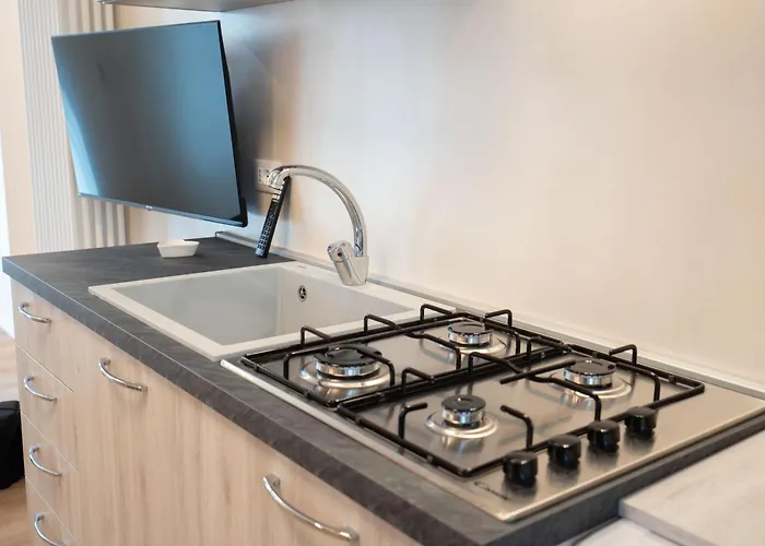 Nirvana's 2 Near Venice * Noale