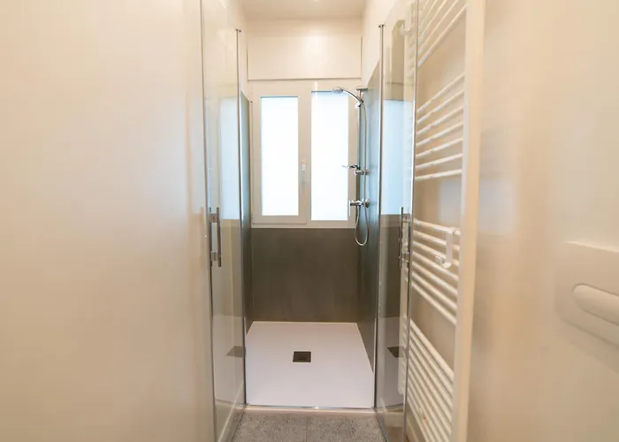 Nirvana's 2 Near Venice Noale